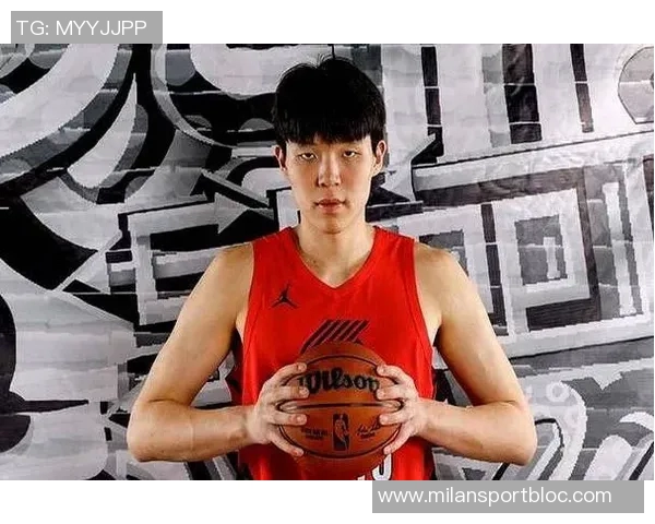 开拓者媒体人杨瀚森强调合理进攻策略避免三分盲投与失误