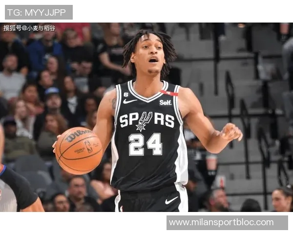 瓦塞尔表现平平三分球失准但仍贡献12分6板助球队稳定发挥