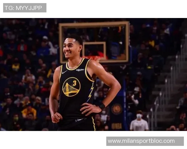 费尔斯表现低迷7号秀13投仅4中贡献15分5失误下半场状态更差仅得4分 费尔斯表现低迷7号秀13投仅4中贡献15分5失误下半场状态更差仅得4分