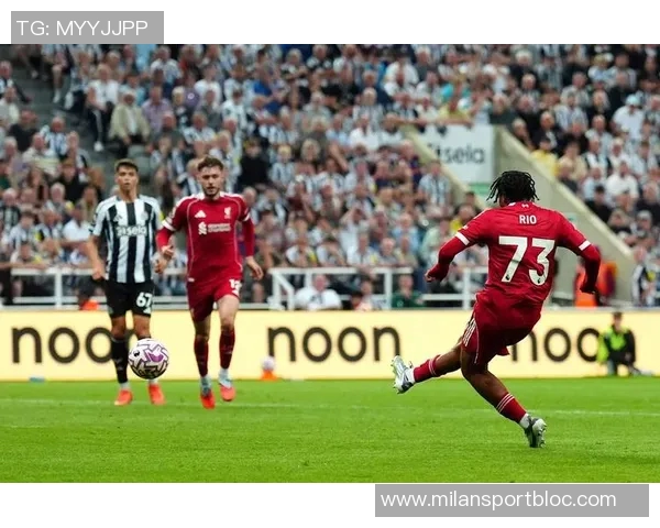 布拉德利与索博斯洛伊英超黄牌累积已达四张再吃一张将面临停赛风险 布拉德利与索博斯洛伊英超黄牌累积已达四张再吃一张将面临停赛风险