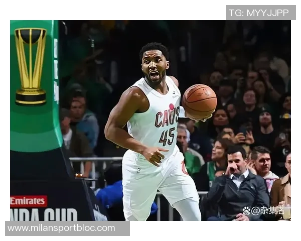 小米切尔助攻12次展现控卫实力努力帮助队友轻松得分